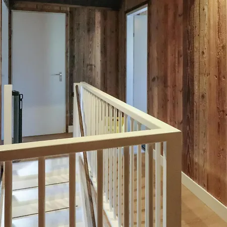 Semesterbostad Afritz Am *